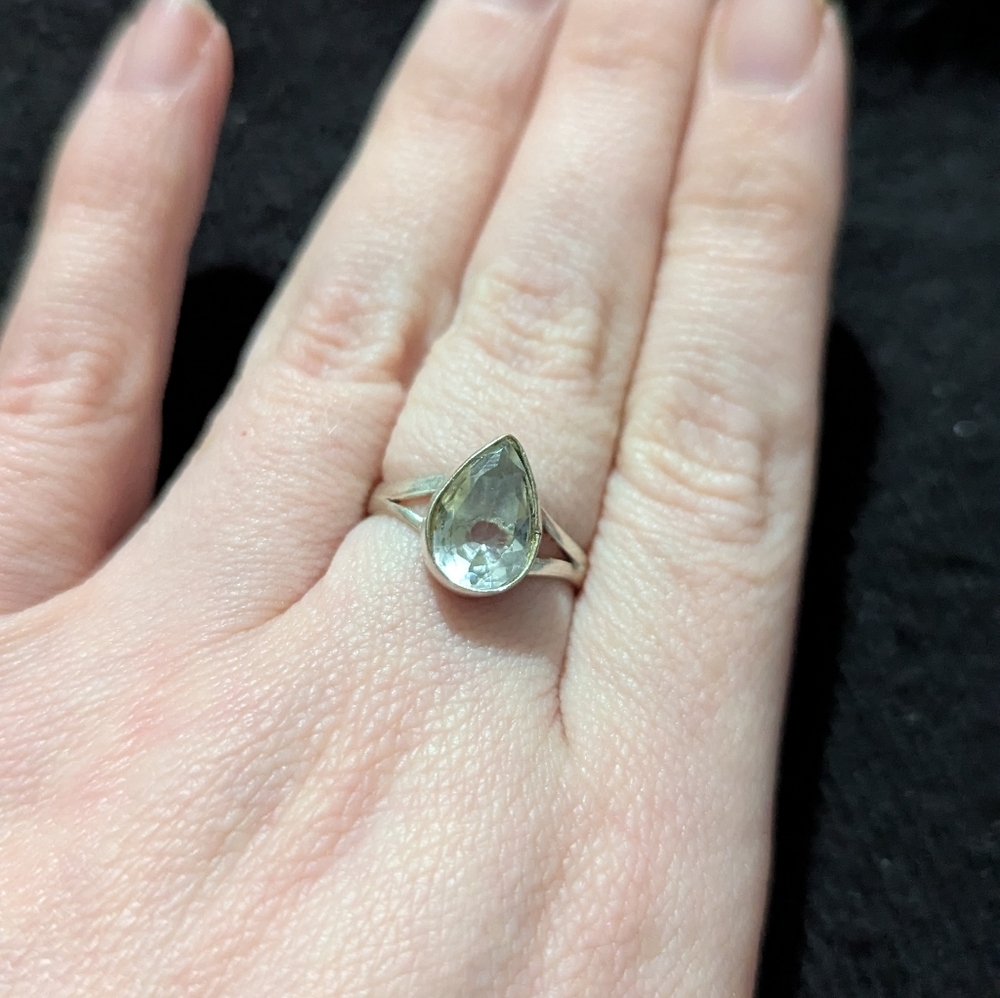 Silver Plated Clear Rhinestone Teardrop Dainty Delicate Statement Ring - Size 8